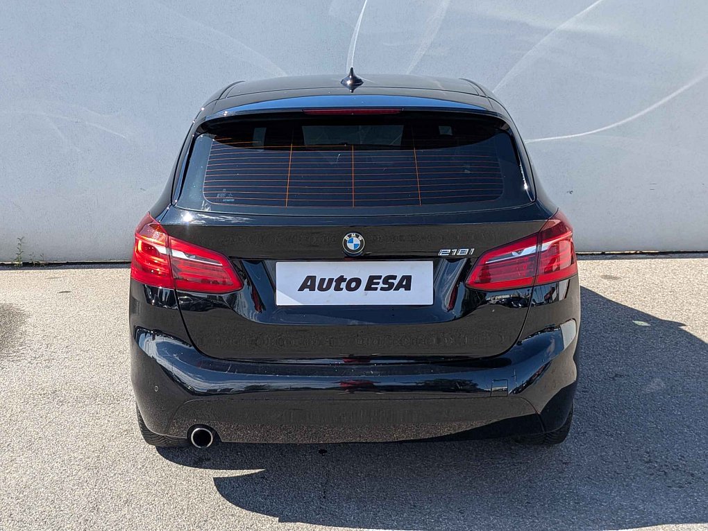 BMW Řada 2 1.5 i  218i