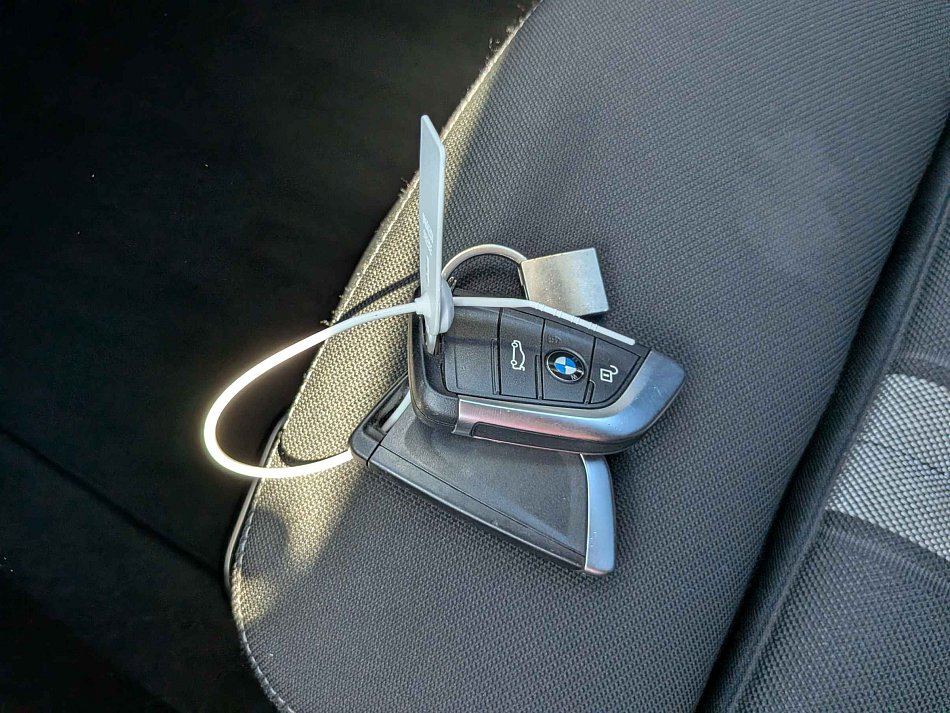 BMW Řada 2 1.5 i  218i