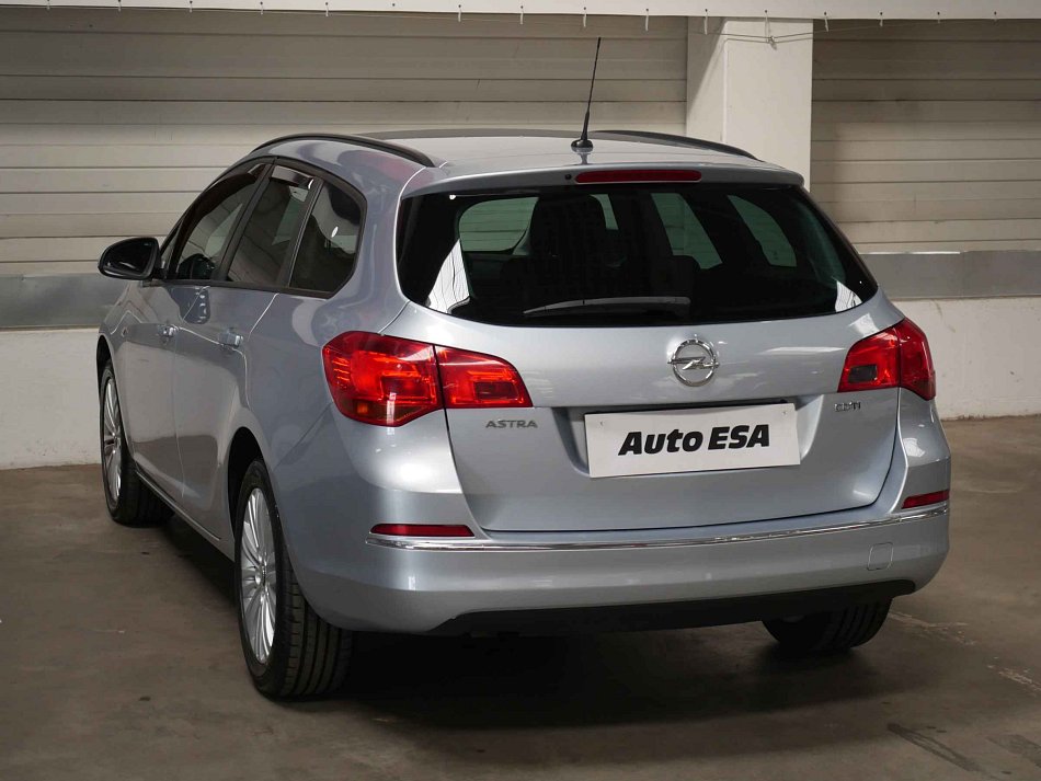 Opel Astra 1.6CDTi 