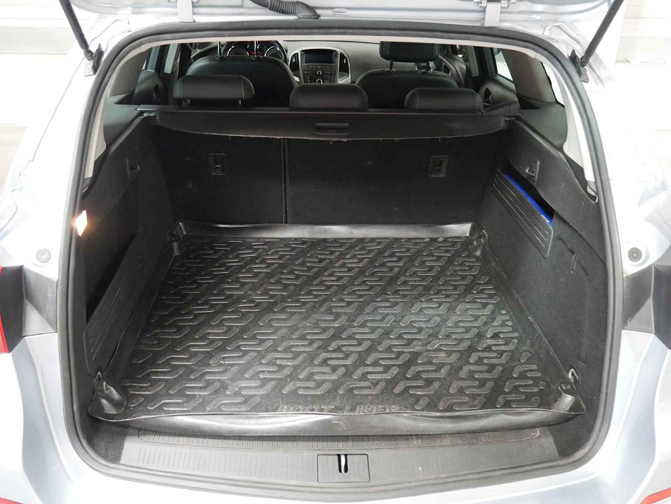 Opel Astra 1.6CDTi 