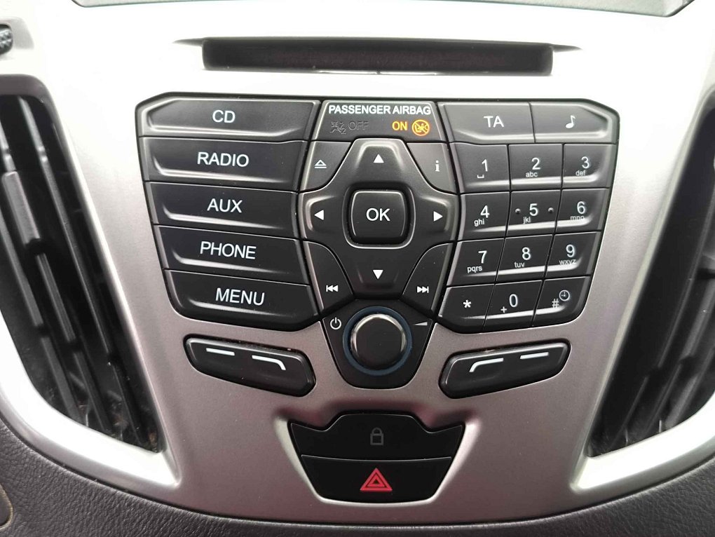 Ford Tourneo Custom 2.2TDCi Trend L2 9míst