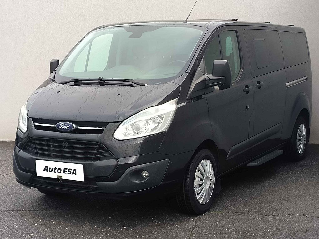 Ford Tourneo Custom 2.2TDCi Trend L2 9míst