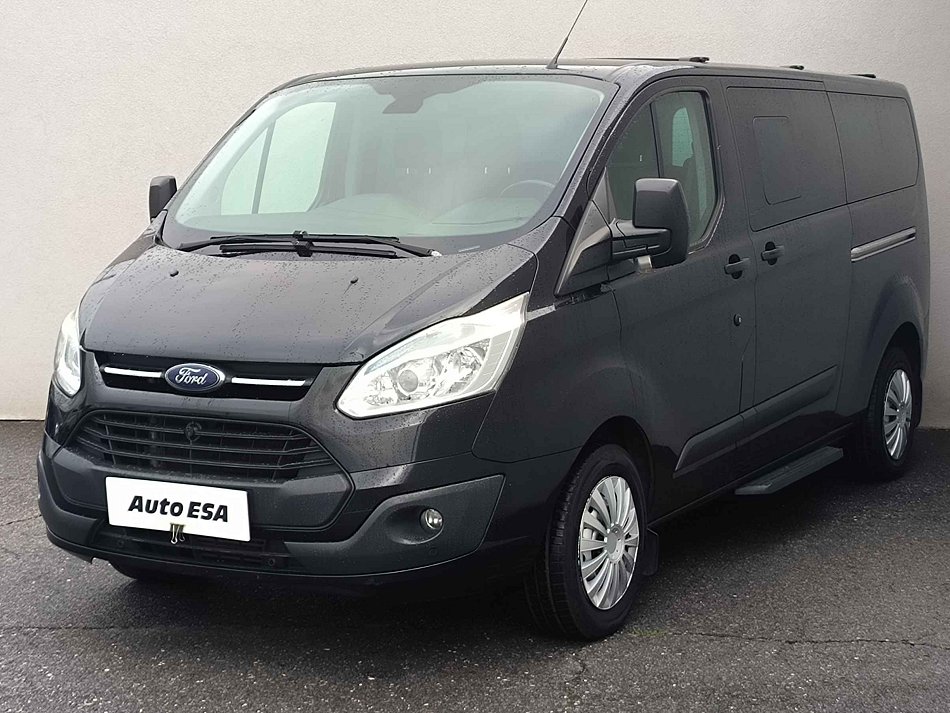 Ford Tourneo Custom 2.2TDCi Trend L2 9míst