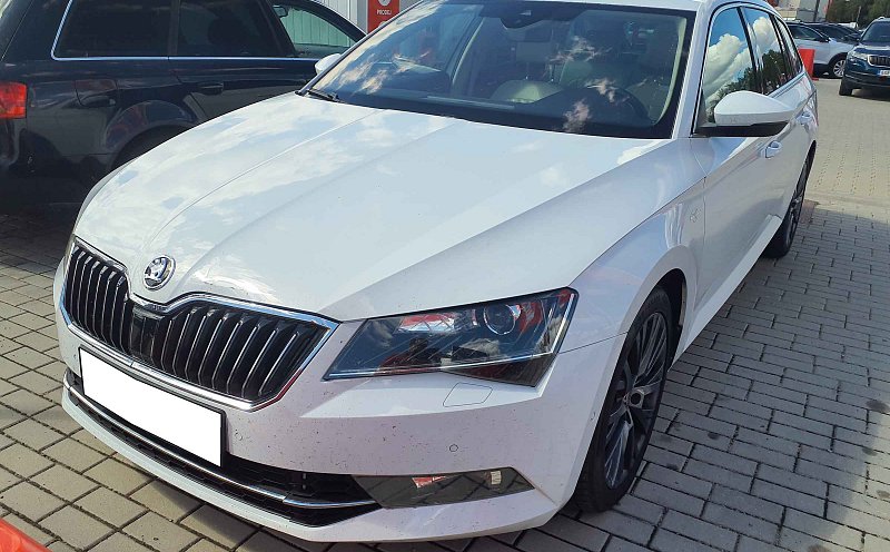 Škoda Superb III 2.0TSi  4x4