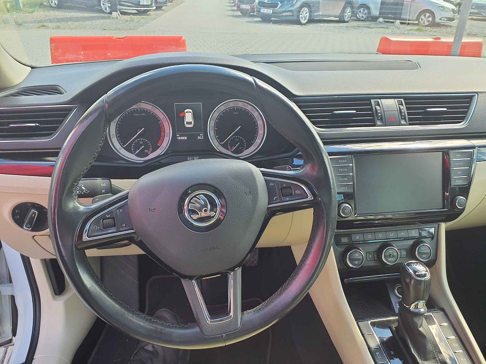 Škoda Superb III 2.0TSi  4x4