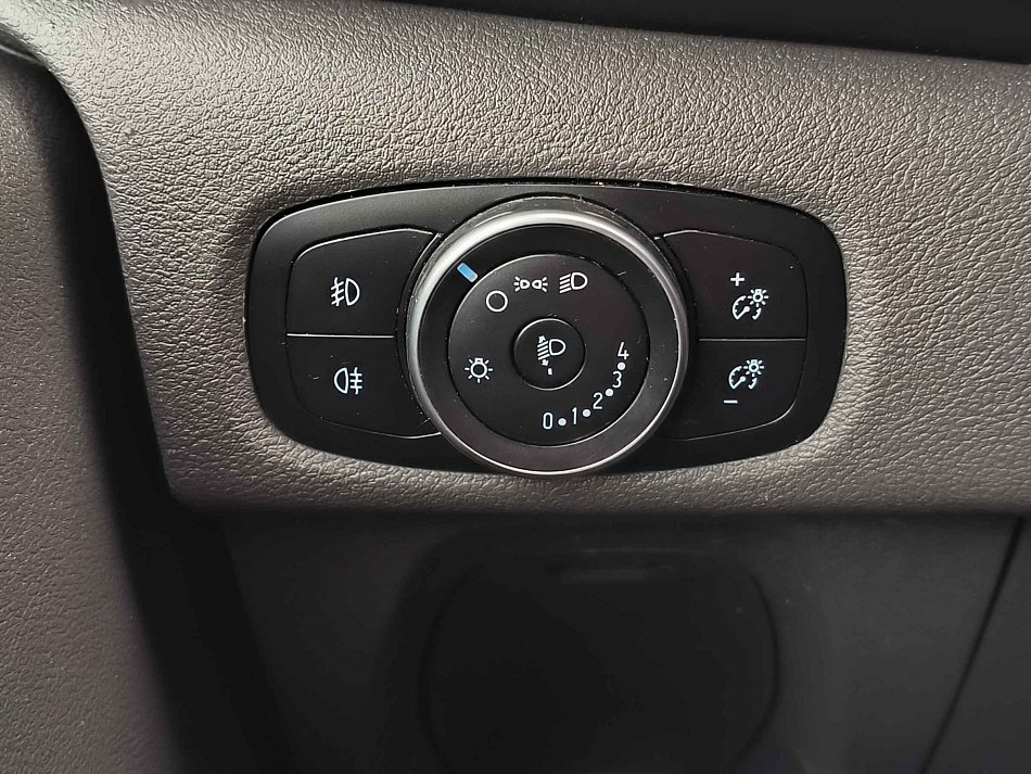 Ford Transit Custom 2.0TDCi Trend L2 DÍLNA