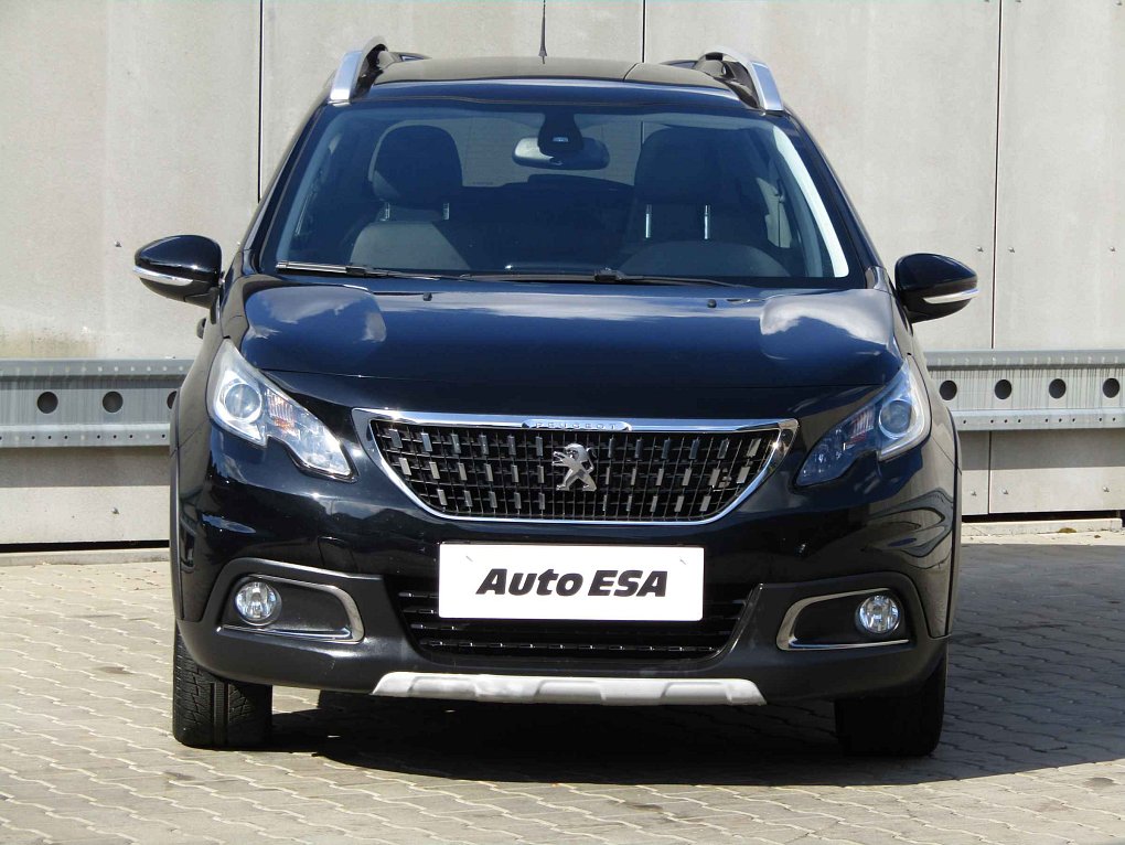 Peugeot 2008 1.2PT Crossway