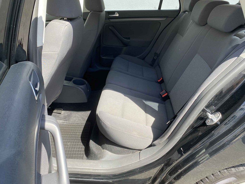 Volkswagen Golf 1.6i Trendline