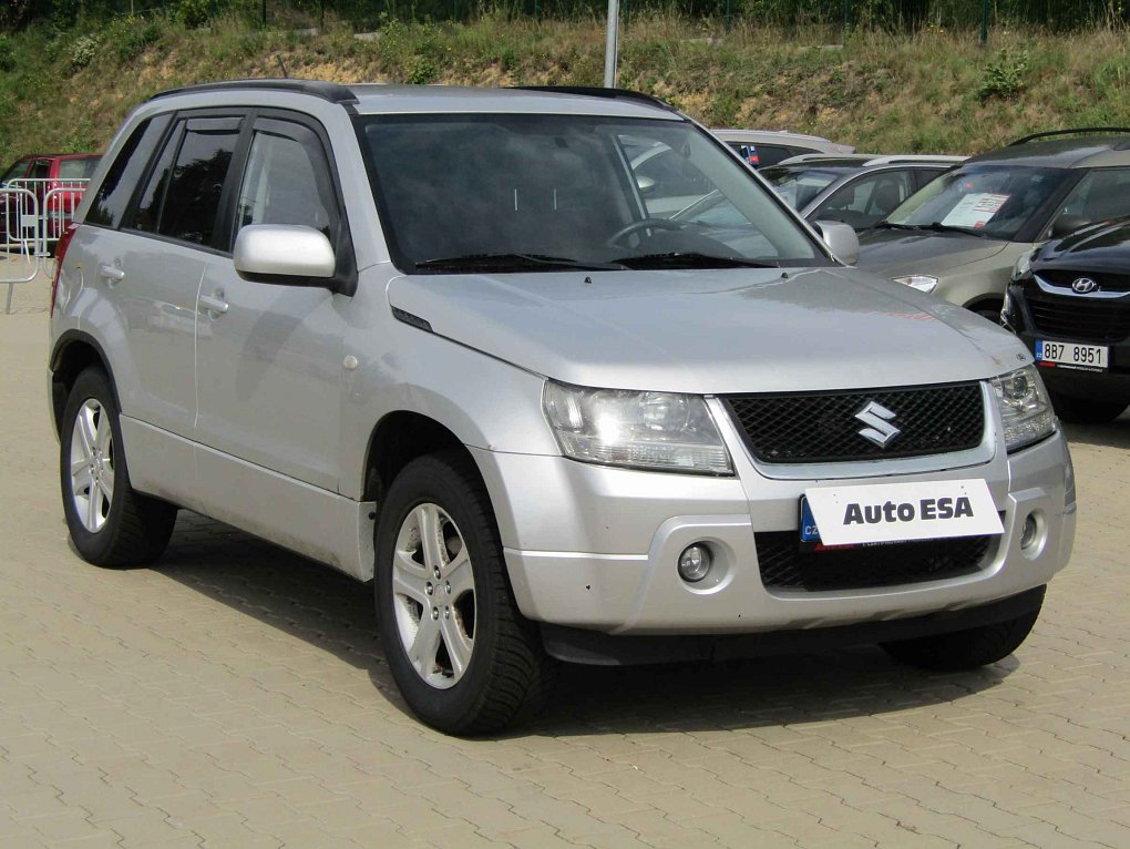 Suzuki Grand Vitara 2.0i  4x4