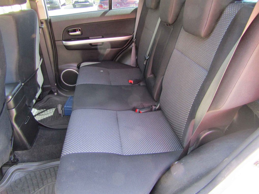 Suzuki Grand Vitara 2.0i  4x4