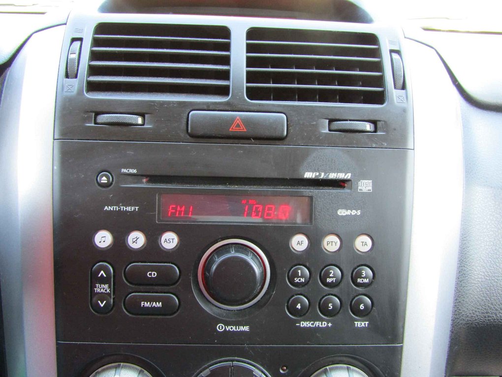 Suzuki Grand Vitara 2.0i  4x4