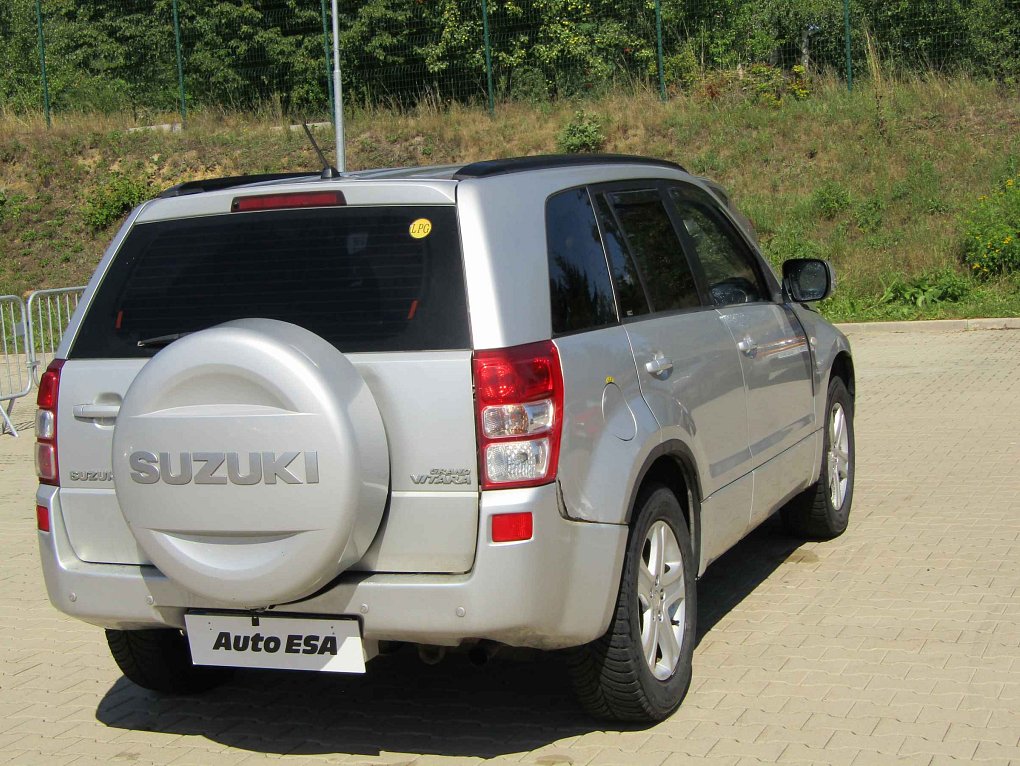 Suzuki Grand Vitara 2.0i  4x4
