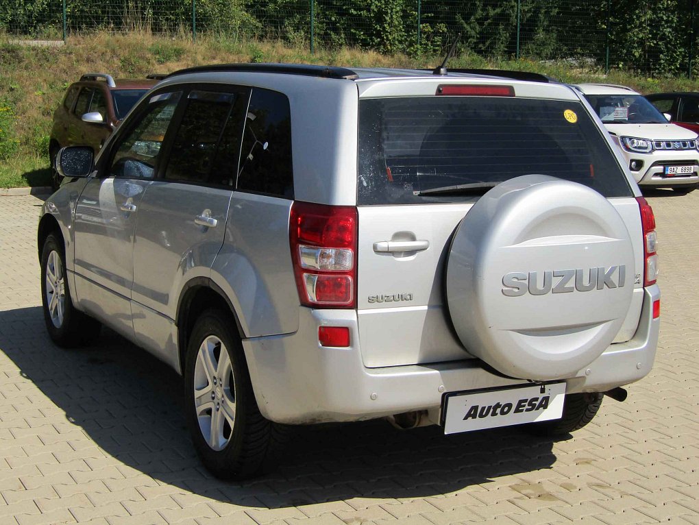 Suzuki Grand Vitara 2.0i  4x4