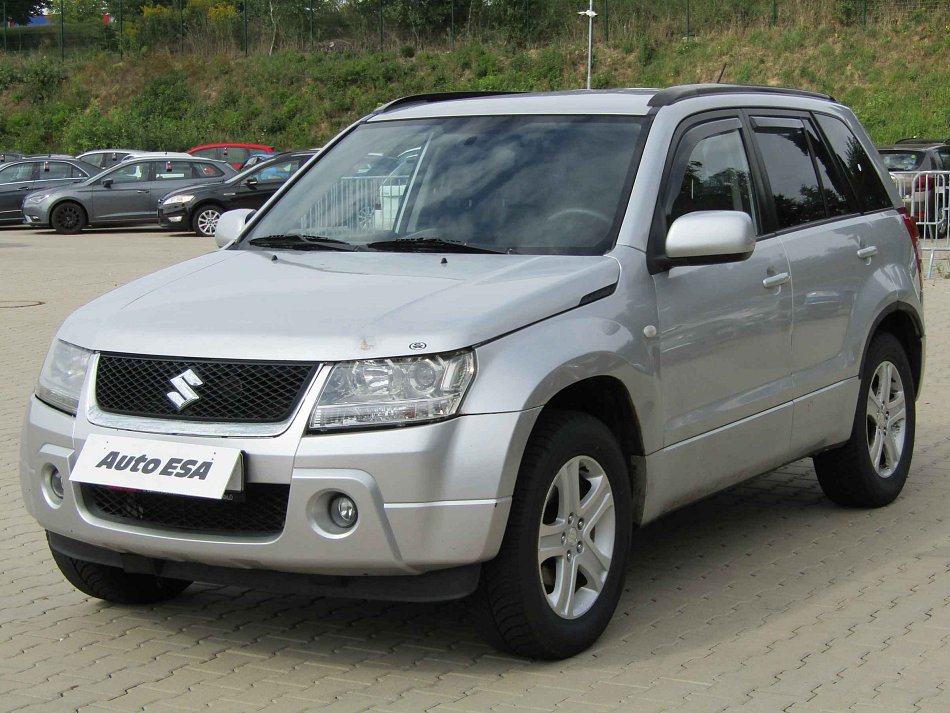 Suzuki Grand Vitara 2.0i  4x4