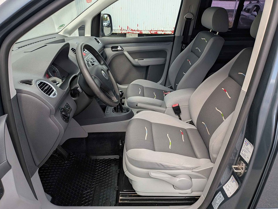 Volkswagen Caddy 1.6MPi Family