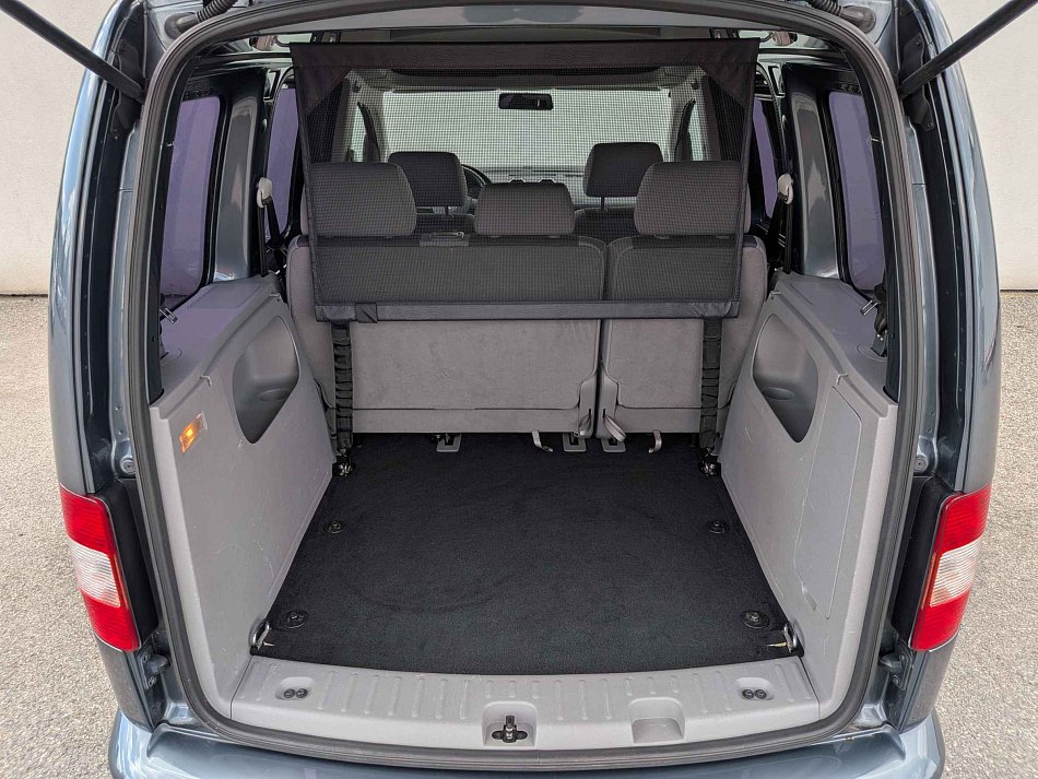 Volkswagen Caddy 1.6MPi Family