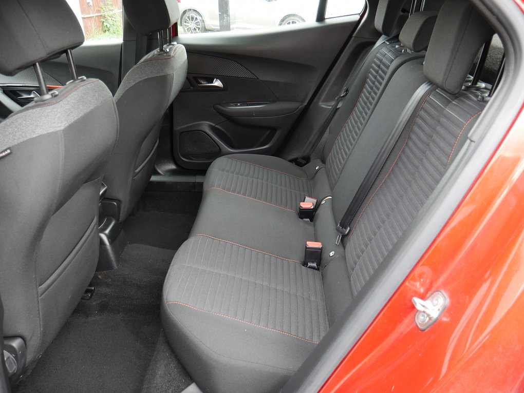 Peugeot 2008 1.2PT Active
