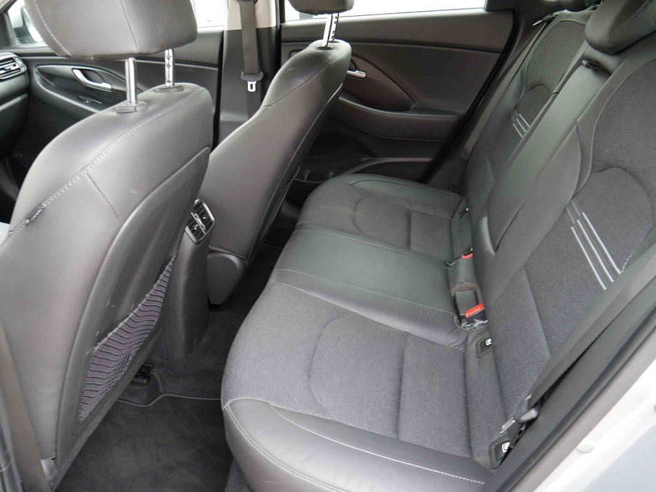 Hyundai I30 1.5 T-GDi Smart FastBack