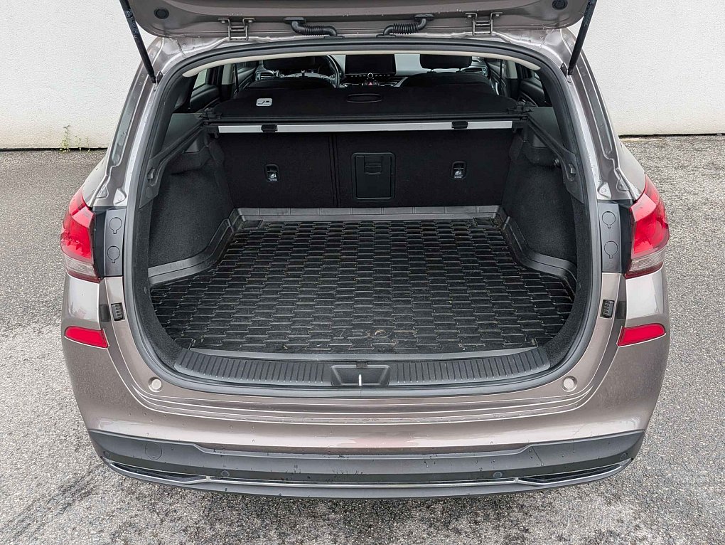 Hyundai I30 1.5 T-GDi 