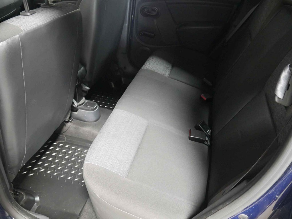 Dacia Duster 1.6i 