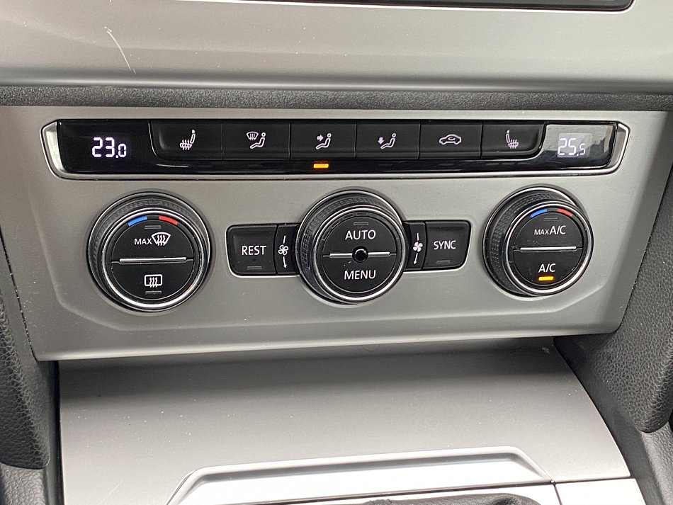 Volkswagen Passat 1.6 TDi Comfortline