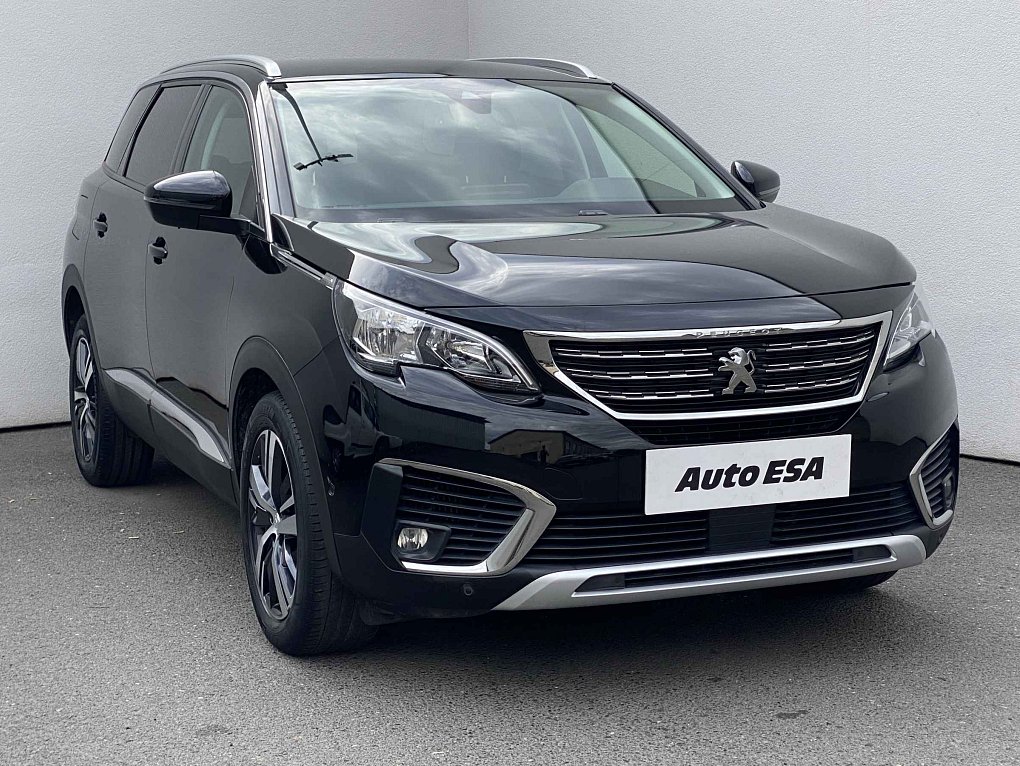 Peugeot 5008 1.2 PT Crossway