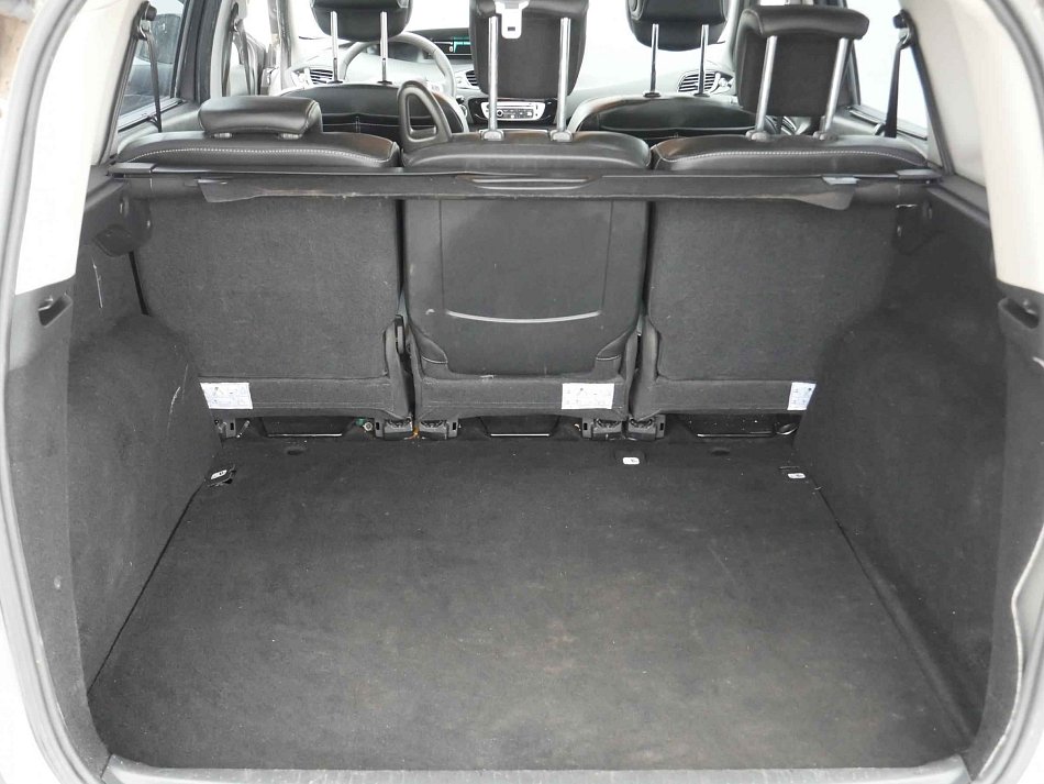 Renault Scénic 1.6 DCi 