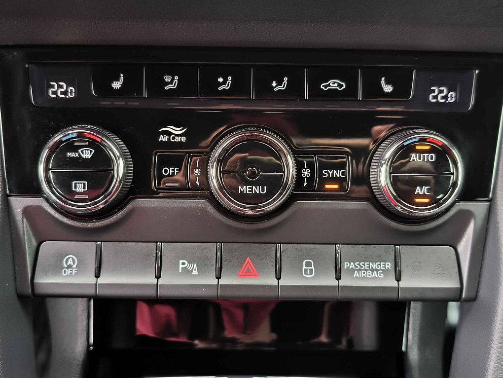 Škoda Karoq 1.5TSi SportLine