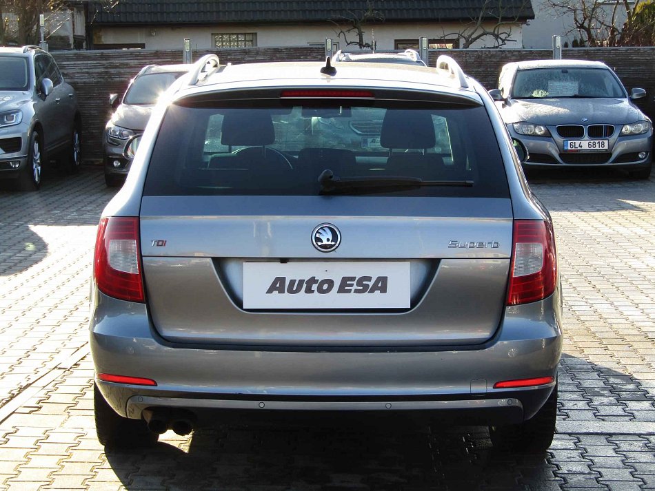 Škoda Superb II 2.0 TDi Ambition
