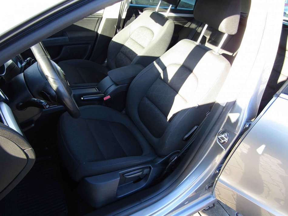 Škoda Superb II 2.0 TDi Ambition