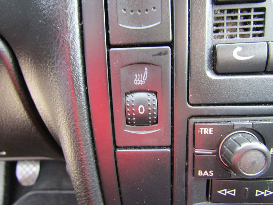 Volkswagen Passat 1.6 i 