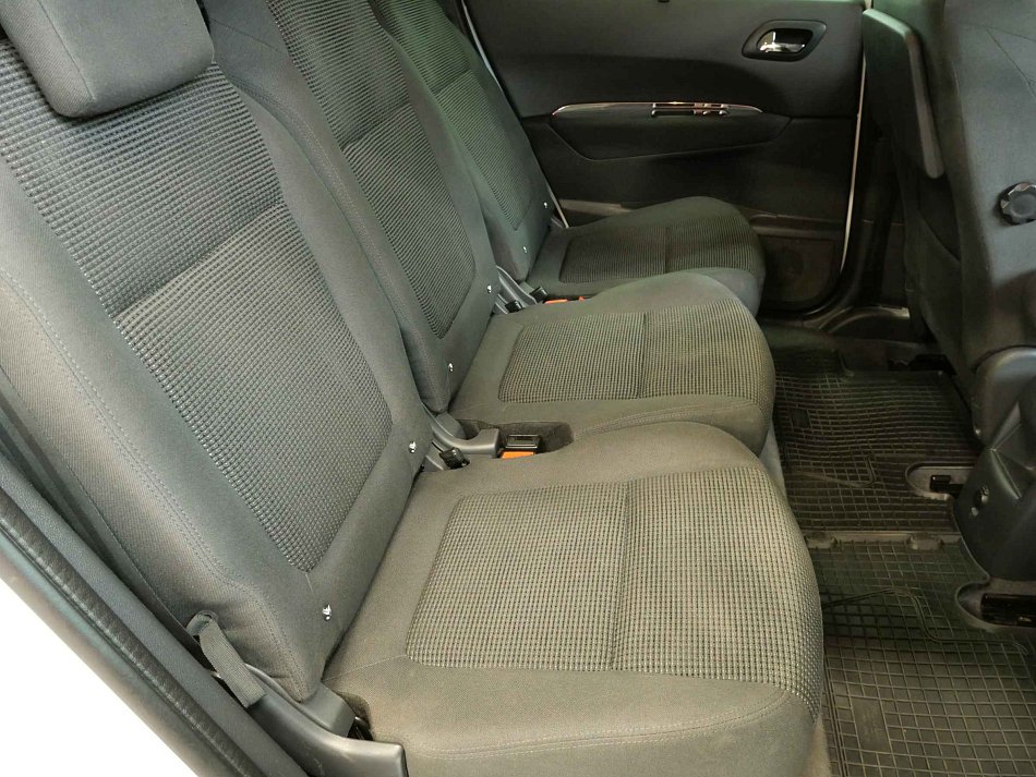 Peugeot 5008 2.0HDI 