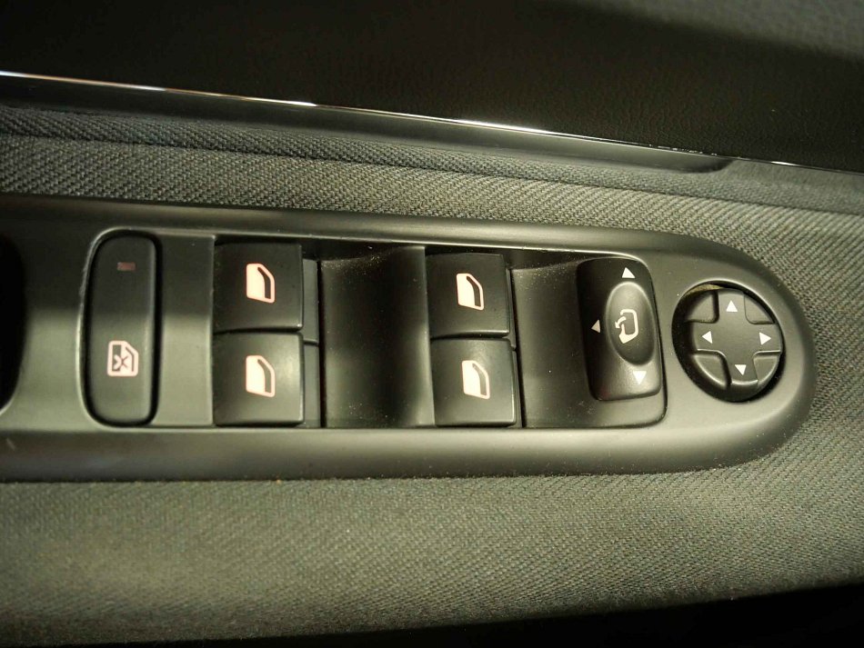 Peugeot 5008 2.0HDI 