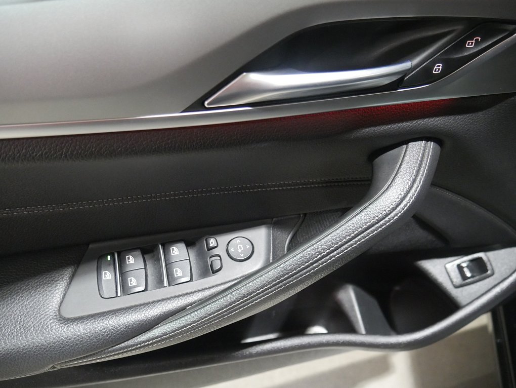 BMW Řada 5 2.0d  520xd