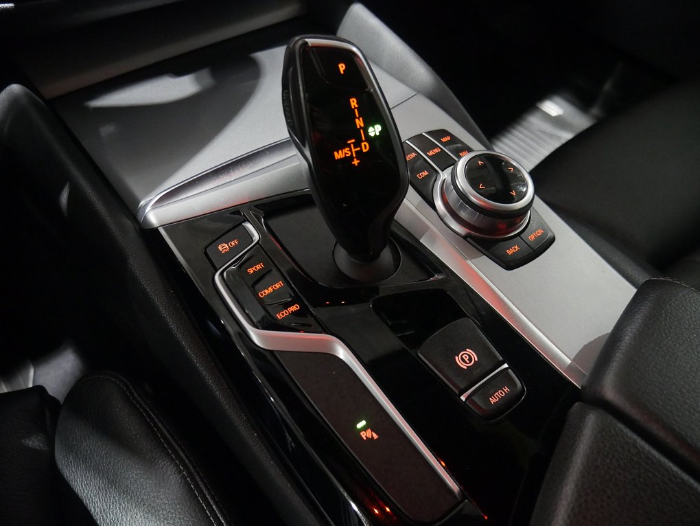 BMW Řada 5 2.0d  520xd