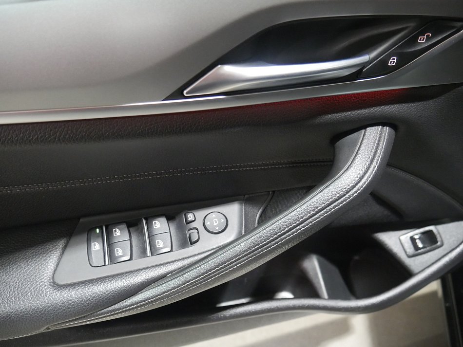 BMW Řada 5 2.0d  520xd