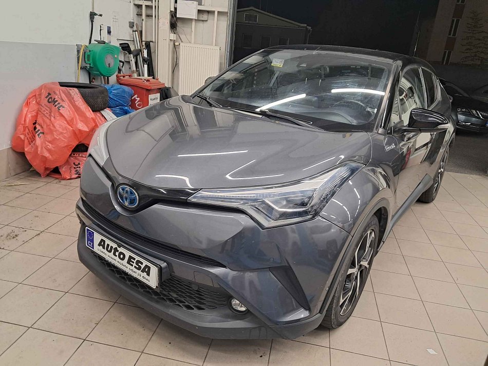 Toyota C-HR 1.8 Hybrid 