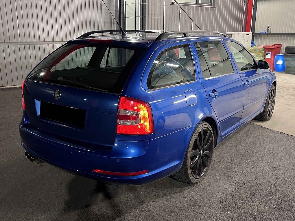 Škoda Octavia II 2.0 TFSi RS