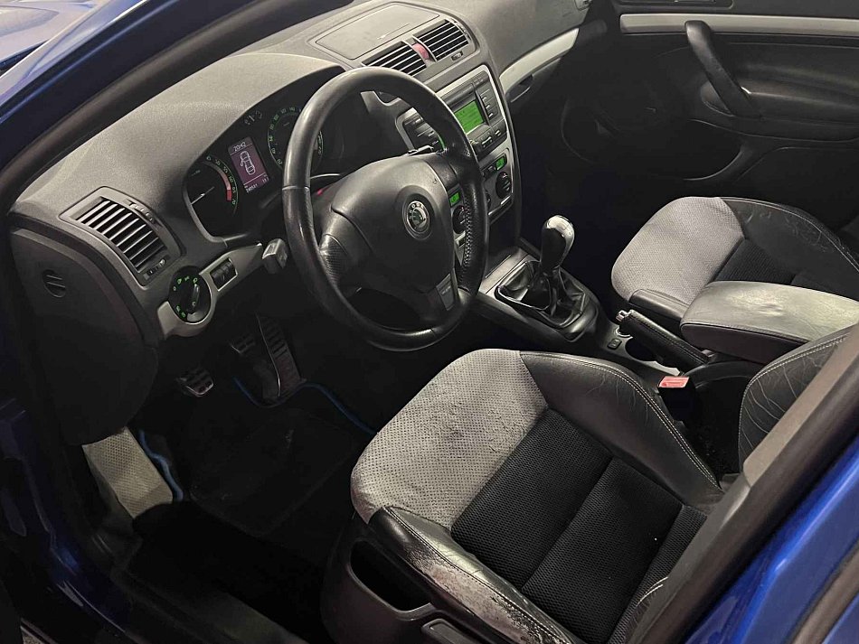 Škoda Octavia II 2.0 TFSi RS