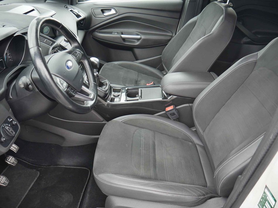 Ford Kuga 2.0 TDCi ST-Line 4x4