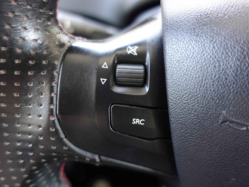 Peugeot 208 1.2PT GT Line