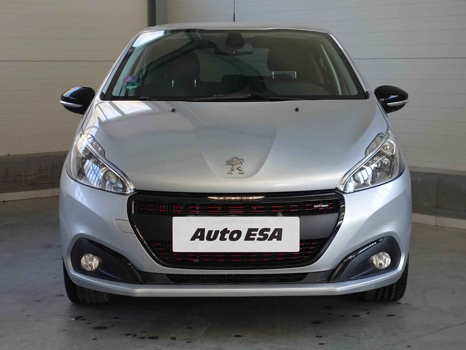 Peugeot 208 1.2PT GT Line