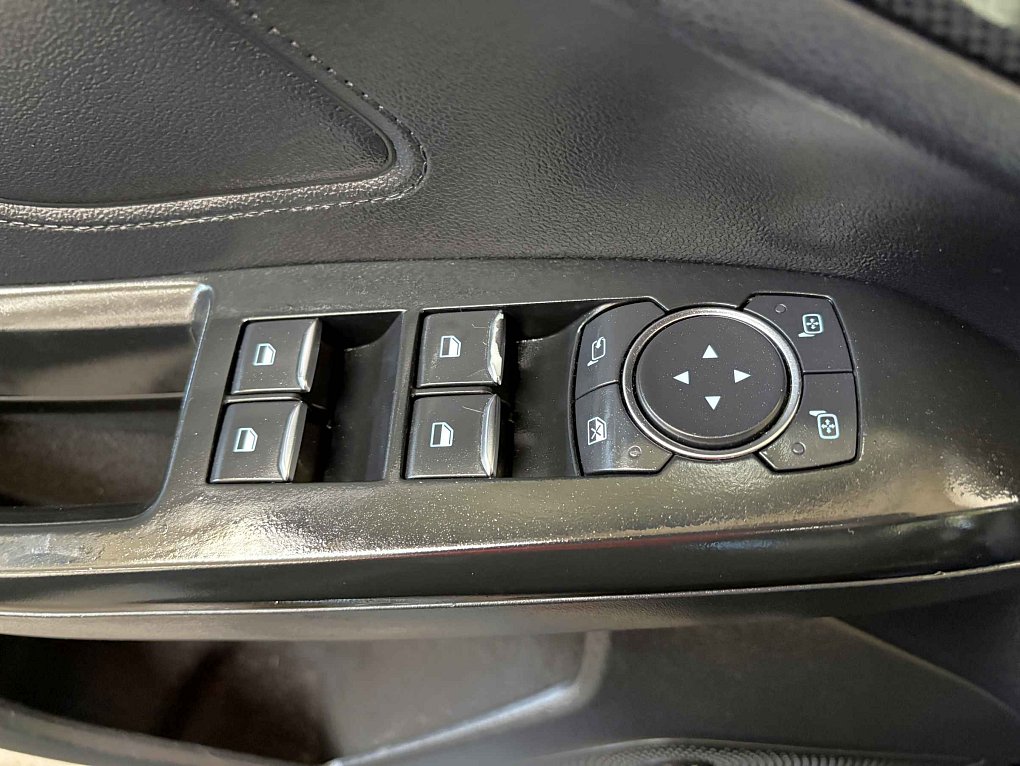 Ford Focus 1.0 EB ST-Line
