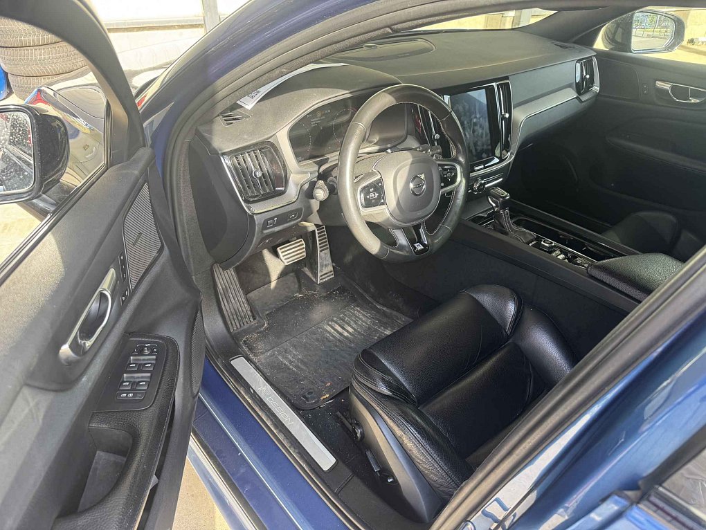 Volvo S60 2.0 i  4x4