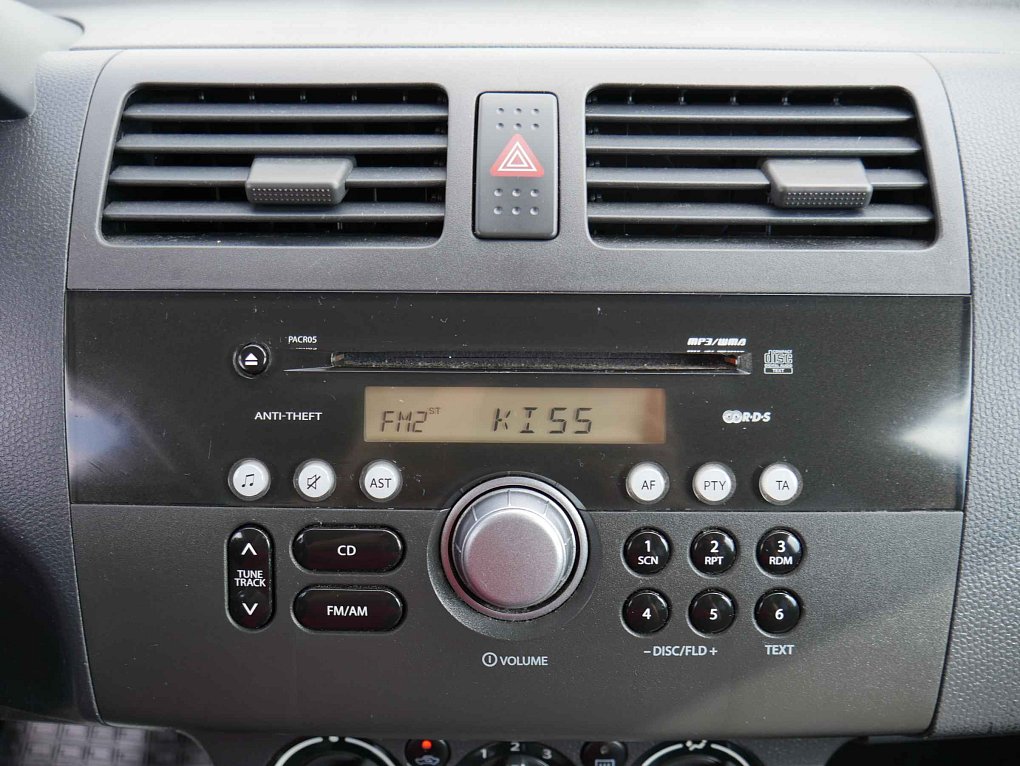 Suzuki Swift 1.3i  4x4