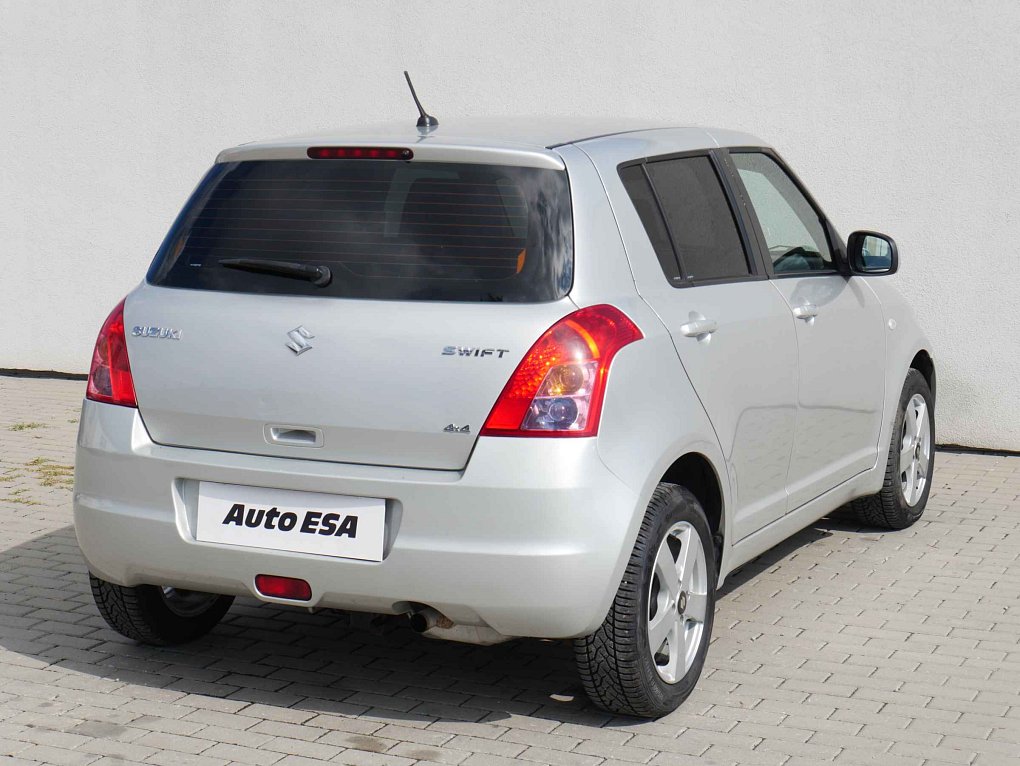 Suzuki Swift 1.3i  4x4