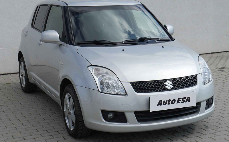 Suzuki Swift 1.3i  4x4