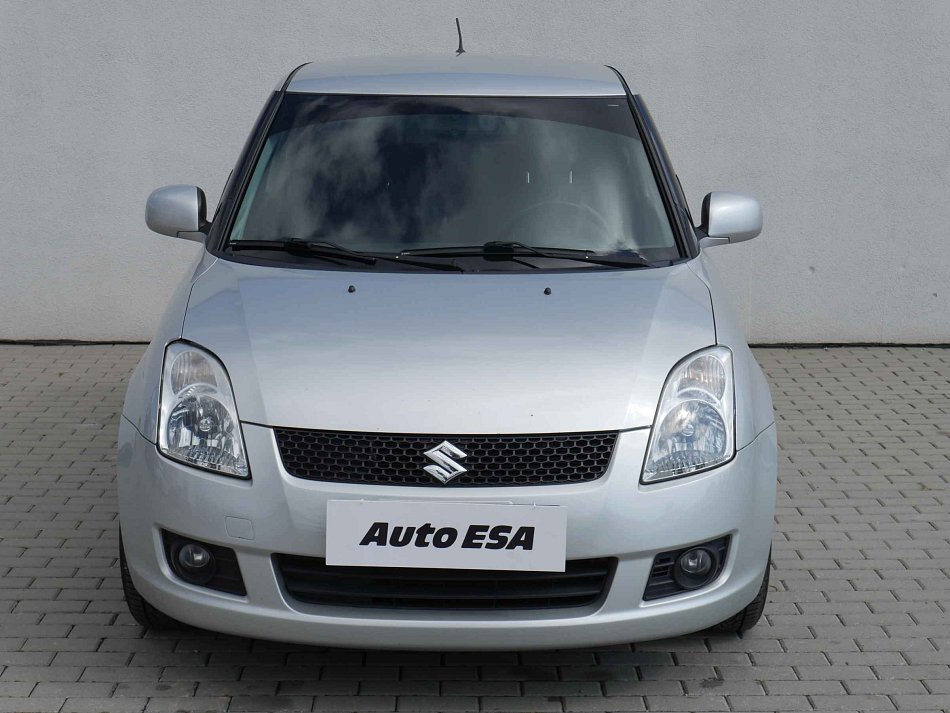 Suzuki Swift 1.3i  4x4