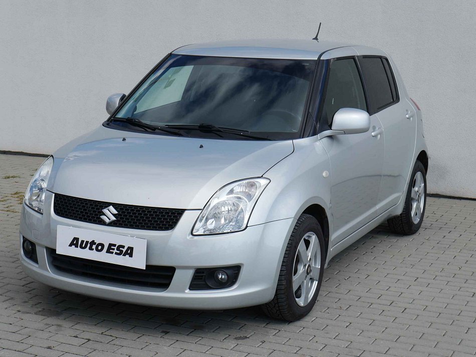 Suzuki Swift 1.3i  4x4