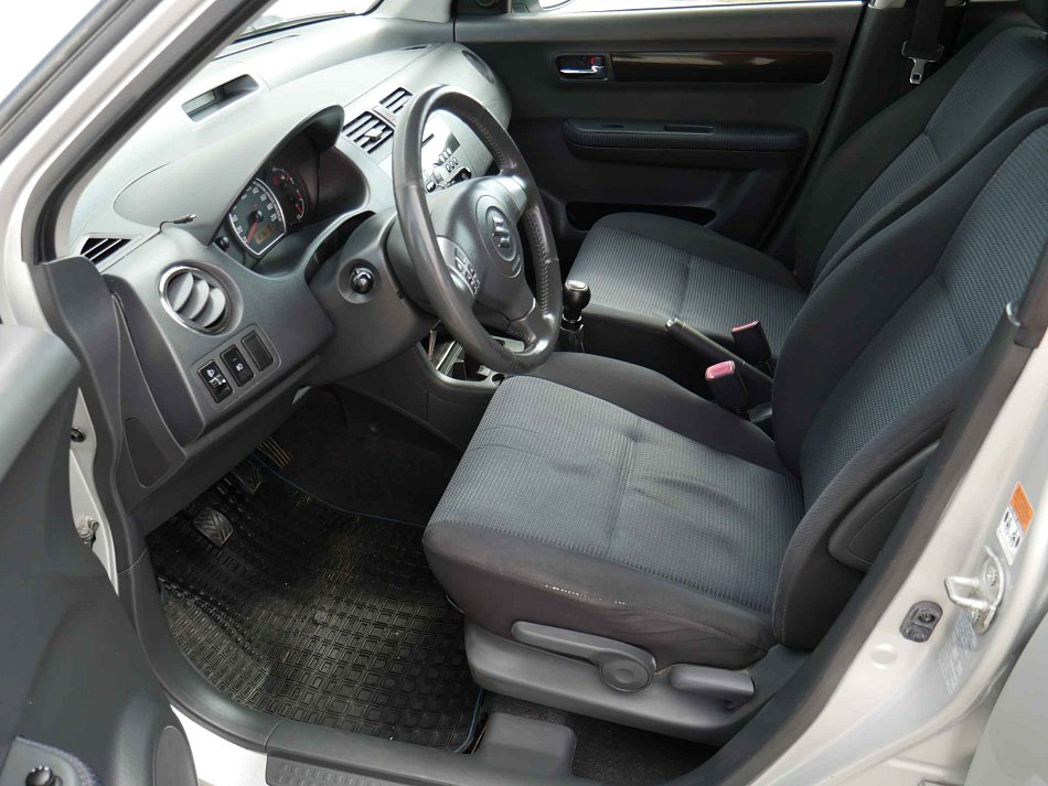Suzuki Swift 1.3i  4x4